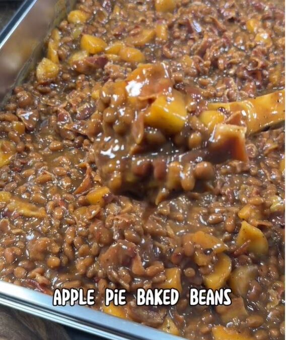 Apple Pie Baked Beans