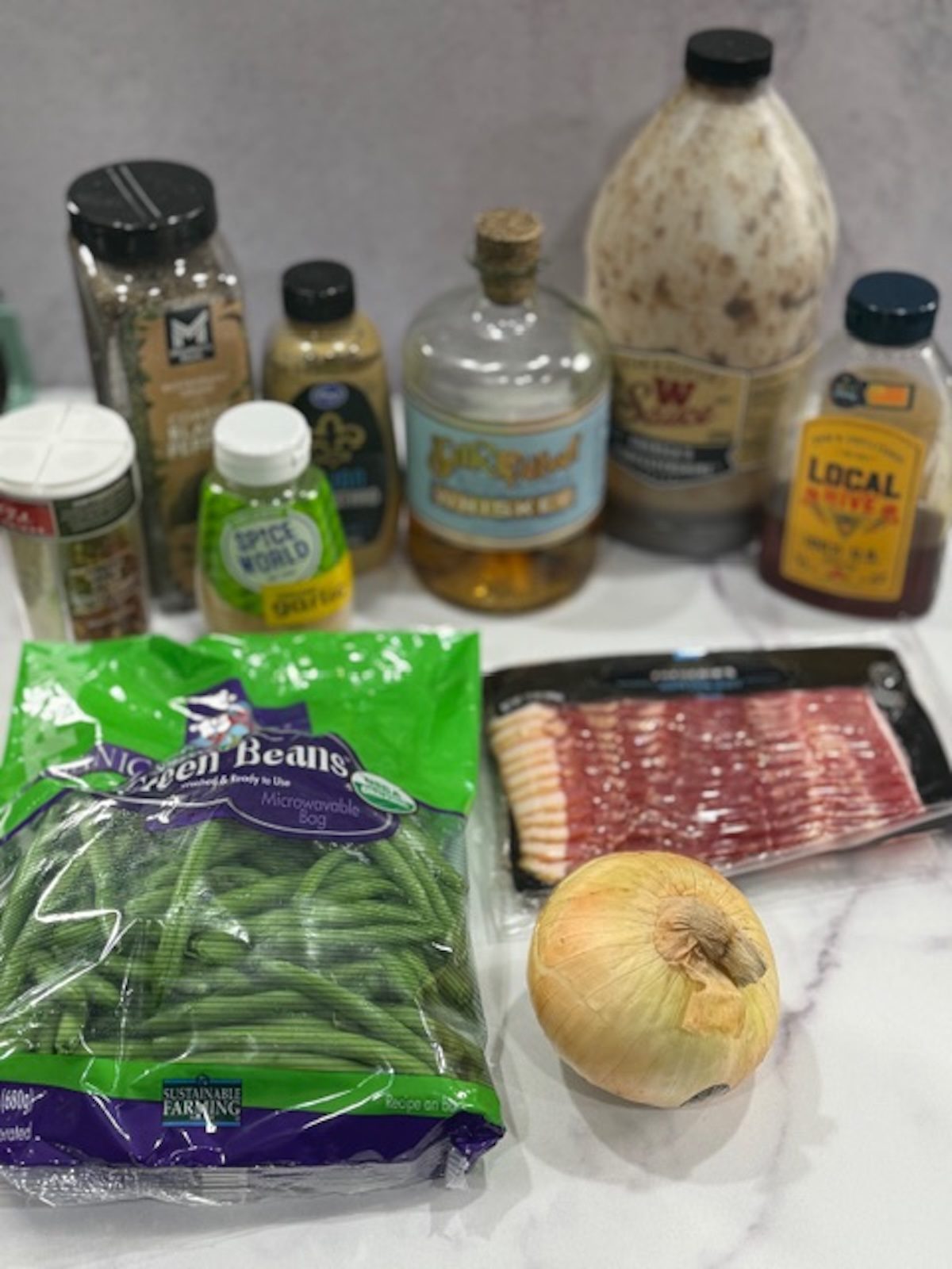 Ingredients for bacon green beans.