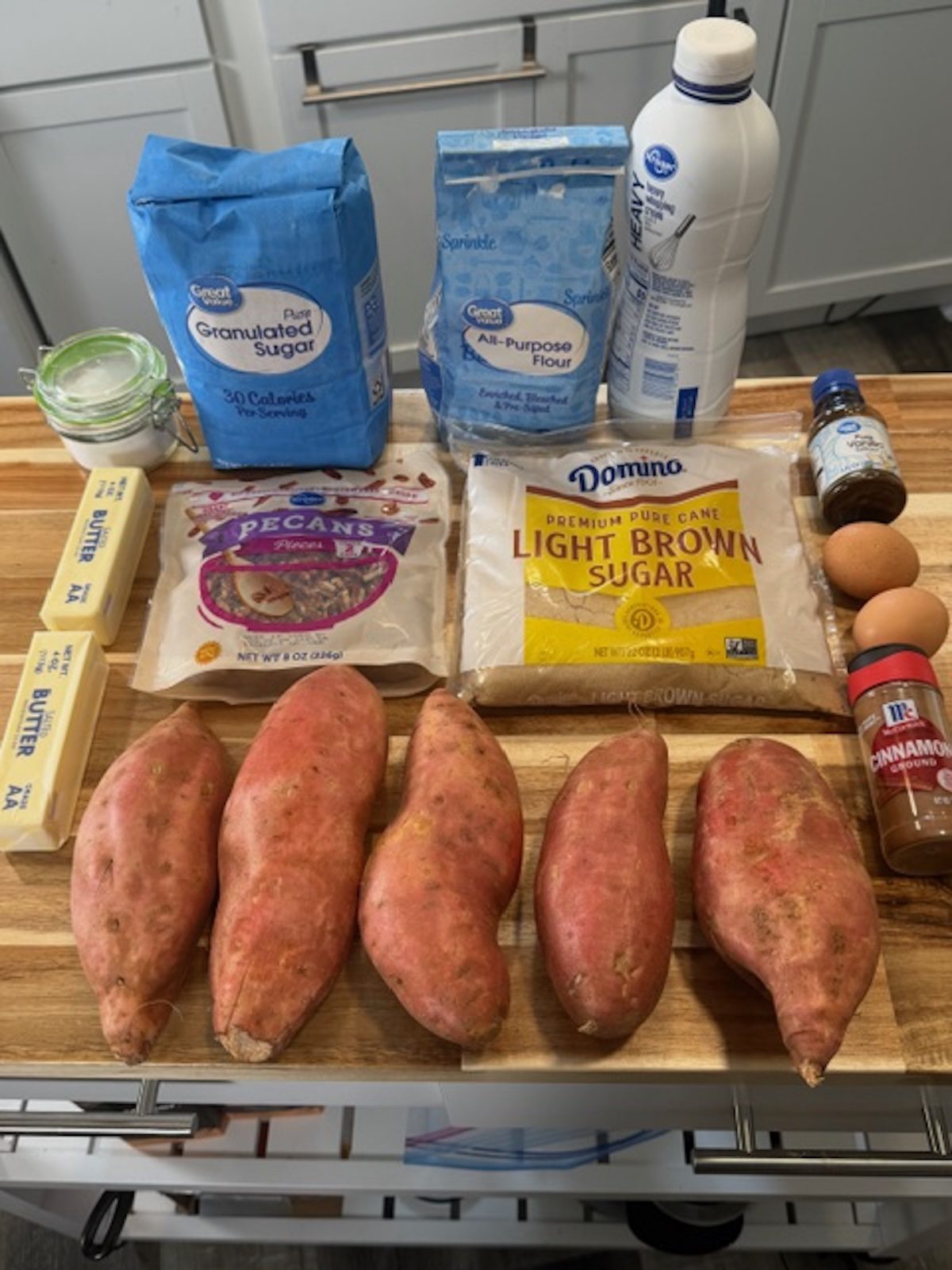 Ingredients for sweet potatoes with candied pecans.